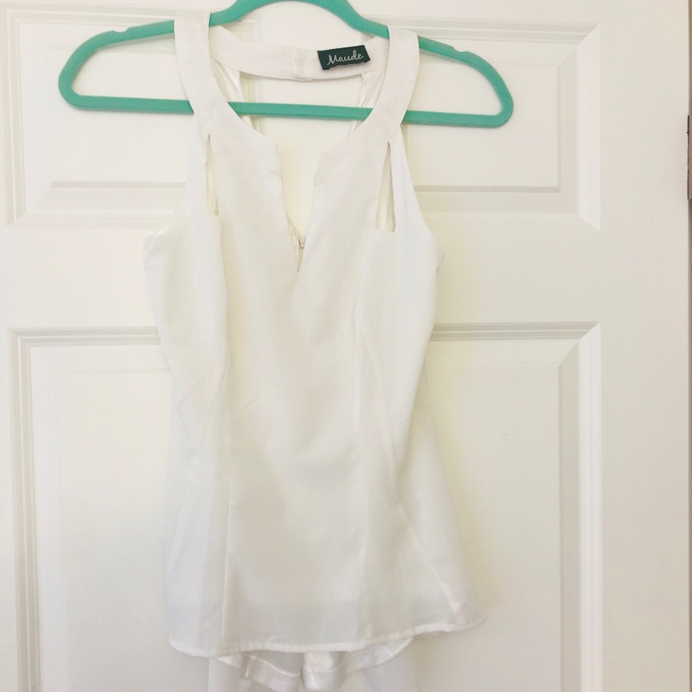 White tank